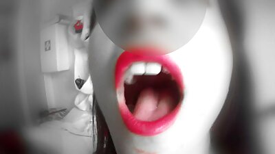 Аматьорска брюнетка bezplatno balgarsko porno уличница чука задника в уста