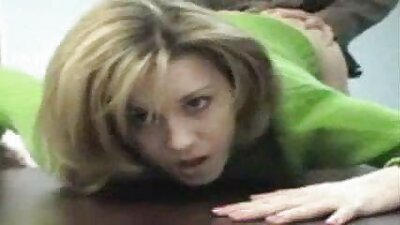 Гореща блондинка, маце, грубо прецакана български секс клипове в кухнята