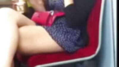 Гореща задника жена прецака на кожения диван български секс клипове